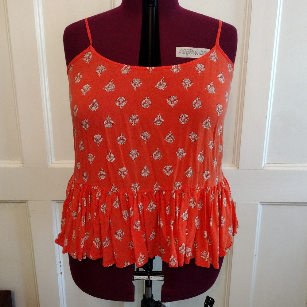 Old Navy peplum swing top